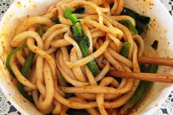 陕西油泼手工棍棍面的做法图解6