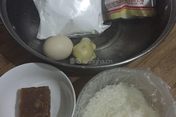 鸡蛋甜酒汤圆的做法图解1