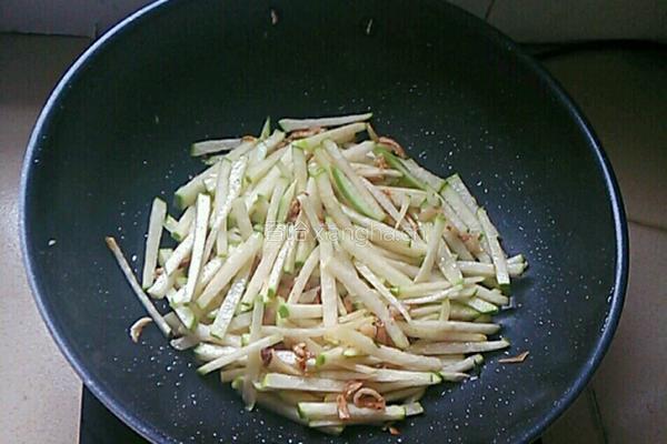白萝卜条炒肉丝的做法图解5