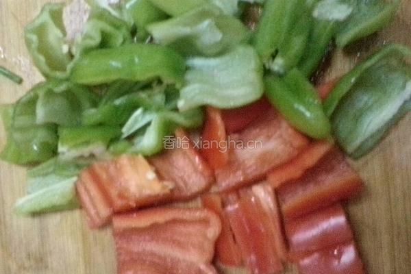 双椒回锅肉的做法图解2