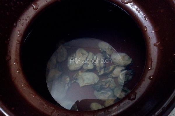 发菜蚝豉瘦肉粥的做法图解2