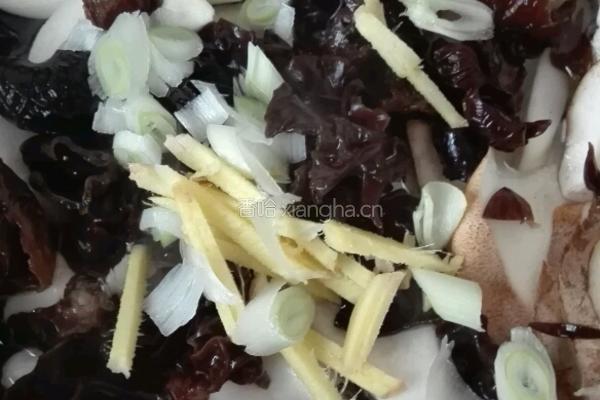 孢茹菌汤的做法图解6