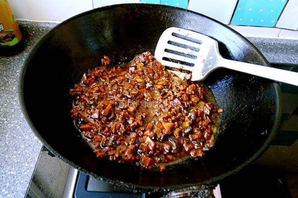 香菇牛肉酱的做法图解10