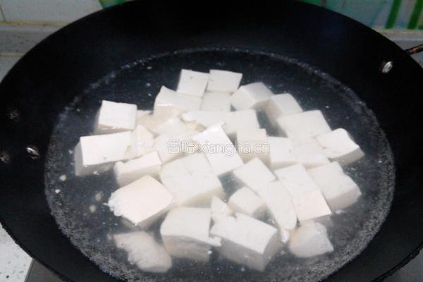 红烧家常豆腐的做法图解2