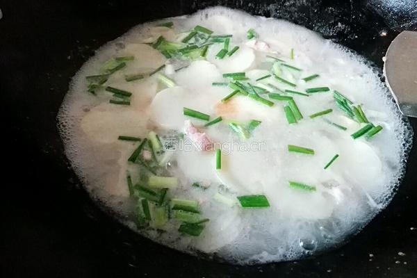 瘦肉淮山汤的做法图解6