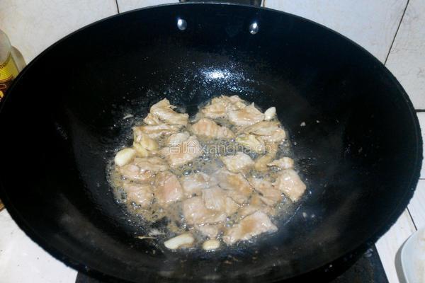 荷兰豆炒瘦肉的做法图解7