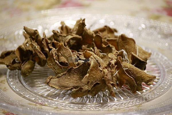 黑枣红糖姜茶的做法图解2