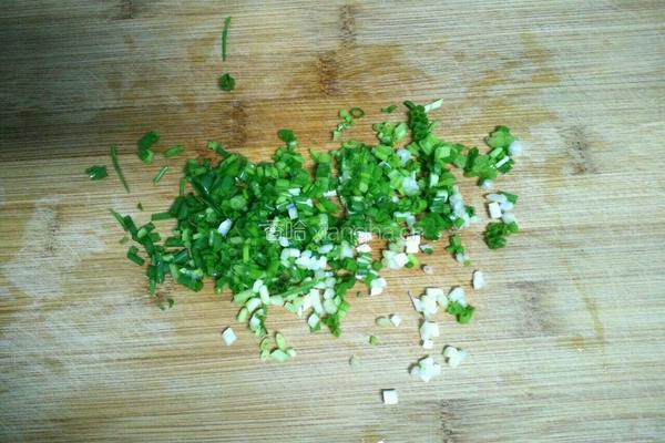 香菇馅馄饨的做法图解3