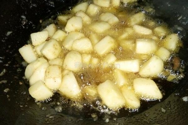 干煸鸡块的做法图解3