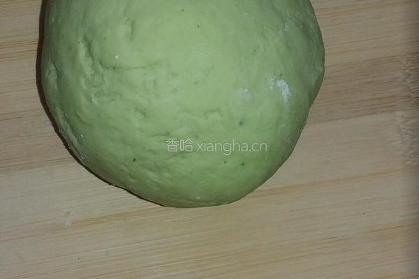 香菇菠菜面水饺的做法图解2