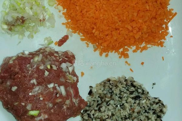 香菇菠菜面水饺的做法图解3