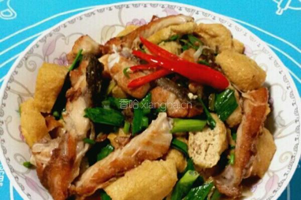 豆泡炖鱼的做法图解11