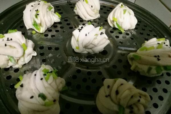 香葱花卷的做法图解12