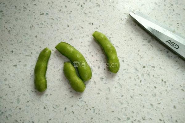 凉拌毛豆的做法图解2