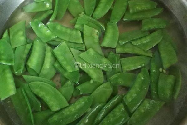 腊味荷兰豆的做法图解5