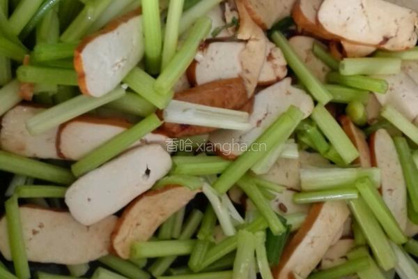 芹菜香干肉丝的做法图解3