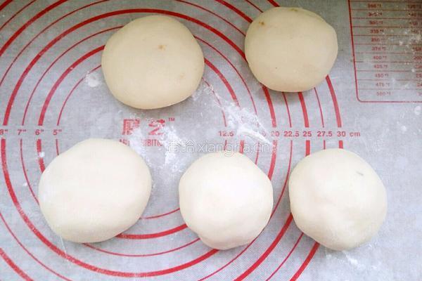 豆沙卷花朵面包的做法图解11