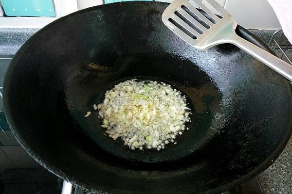 糖醋土豆丝的做法图解4