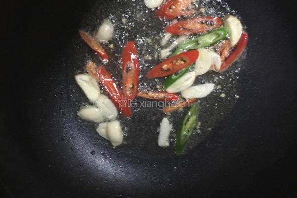 黑木耳炒肉片的做法图解3