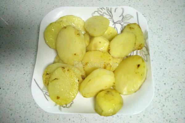土豆烧鸡翅的做法图解6