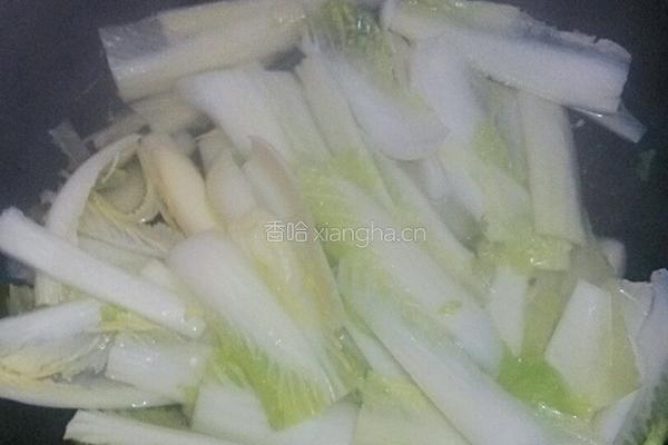 蒜蓉肉汁灼白菜的做法图解4
