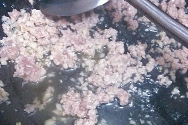 蒜蓉肉汁灼白菜的做法图解8