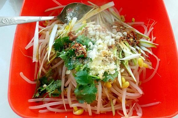 凉拌黄豆芽的做法图解8