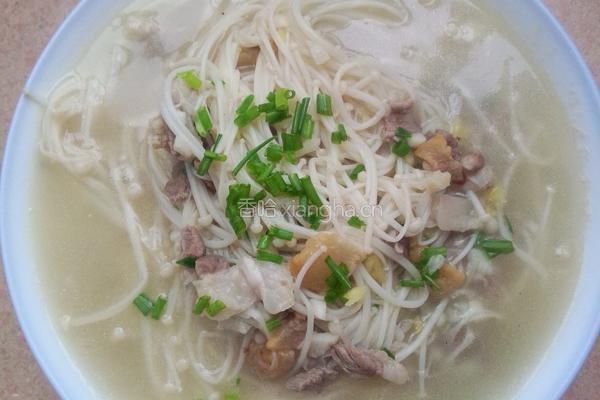 金针菇肉汤的做法图解7