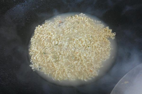 豆苗煮方便面的做法图解6