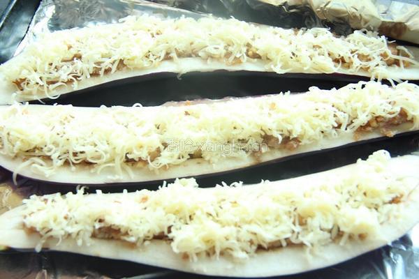 简单家常菜下饭菜--蒜香肉沫奶酪焗茄子 的做法图解5