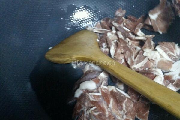 葱爆羊肉的做法图解3