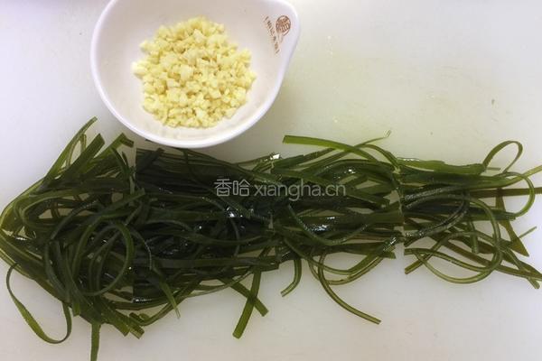 凉拌海带丝的做法图解1