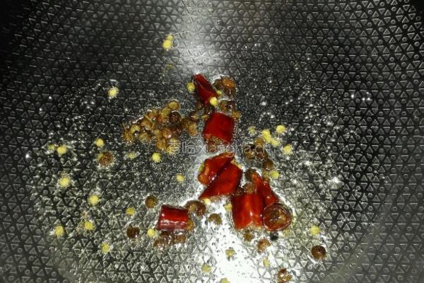 炝炒甘蓝的做法图解3