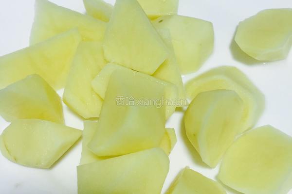 红烧肉炖土豆的做法图解4