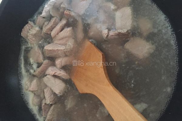 牛肉焖土豆的做法图解3