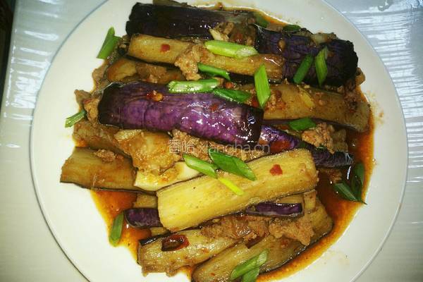 肉末烧茄条