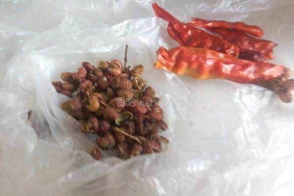 干煸泥鳅的做法图解2