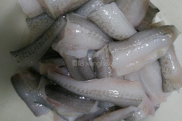 炸龙头鱼的做法图解2