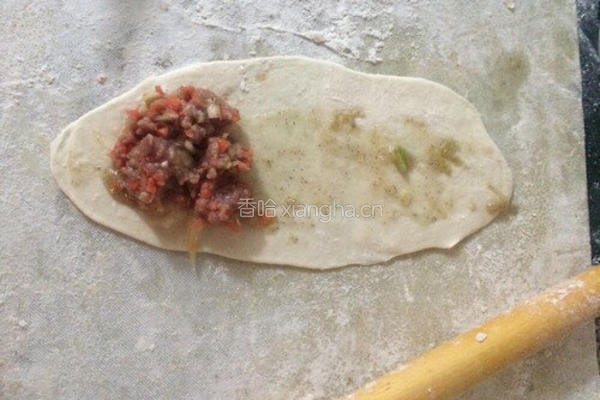 香酥牛肉胡萝卜馅饼的做法图解6