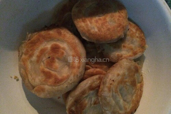 香酥牛肉胡萝卜馅饼的做法图解10