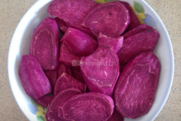 紫薯爱心饼的做法图解1