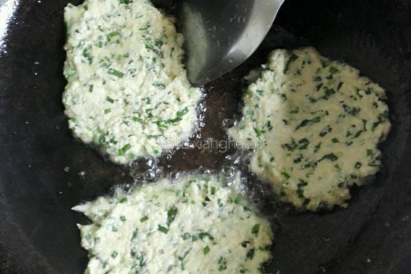 豆渣煎饼的做法图解5