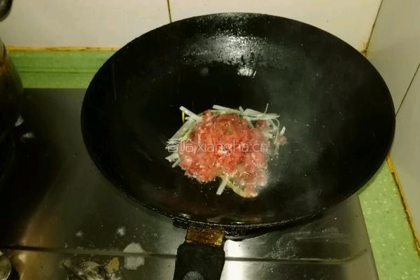 肉丁酱香茄子的做法图解6