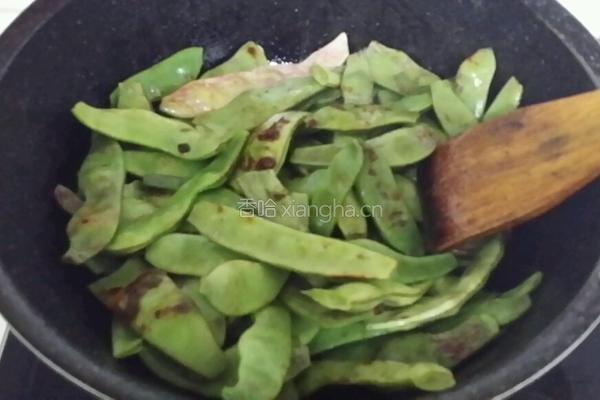 豆角炖肉的做法图解3