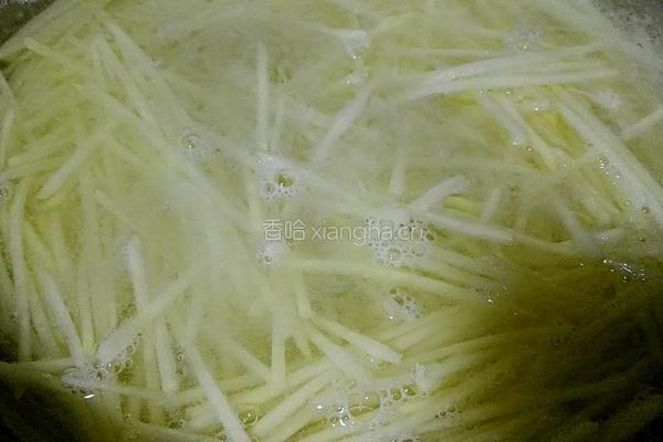凉拌土豆丝的做法图解2