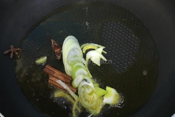 猪肉白菜粉丝煲的做法图解6