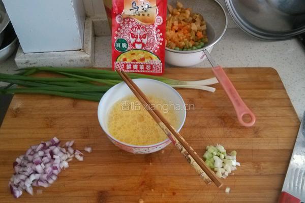 创意炒饭的做法图解1