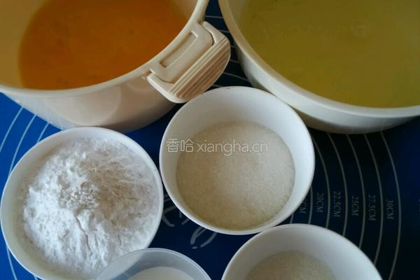 戚风蛋糕的做法图解3
