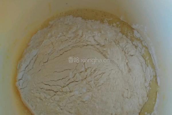戚风蛋糕的做法图解7