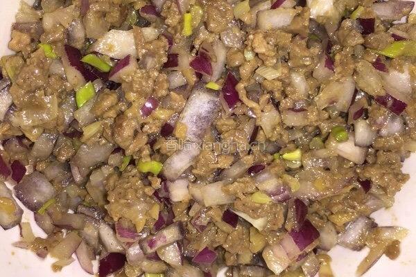 牛肉洋葱馅饼的做法图解7